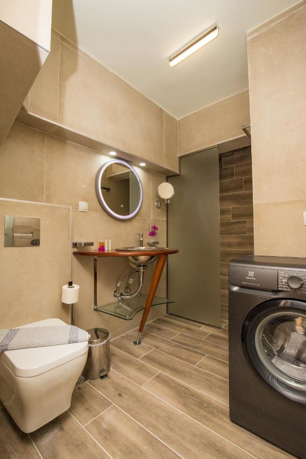 Lefkáda Limonero New City Apartment 1 With Private Parking מראה חיצוני תמונה