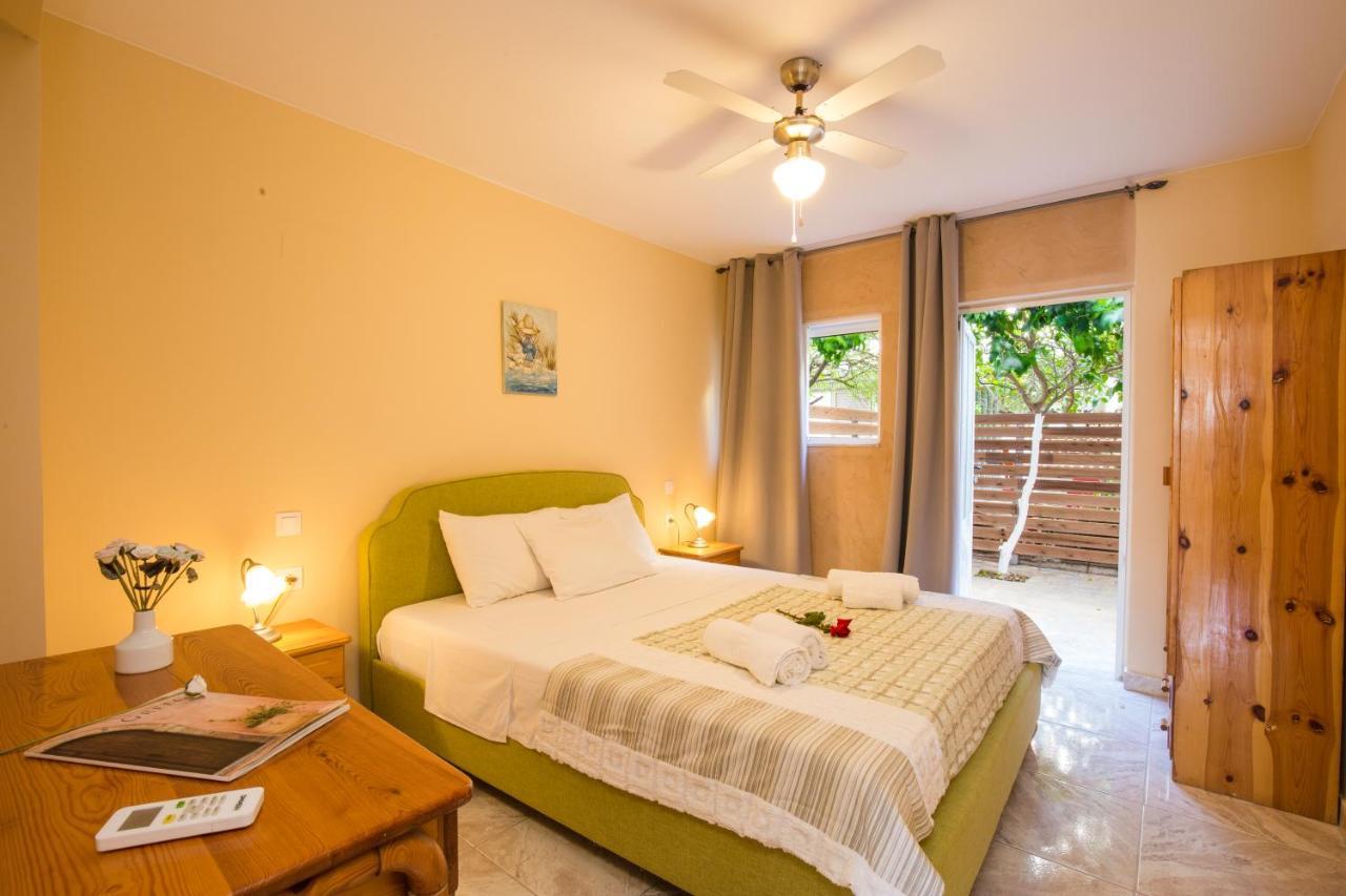 Lefkáda Limonero New City Apartment 1 With Private Parking מראה חיצוני תמונה
